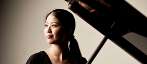 Yoko Kikuchi - piano