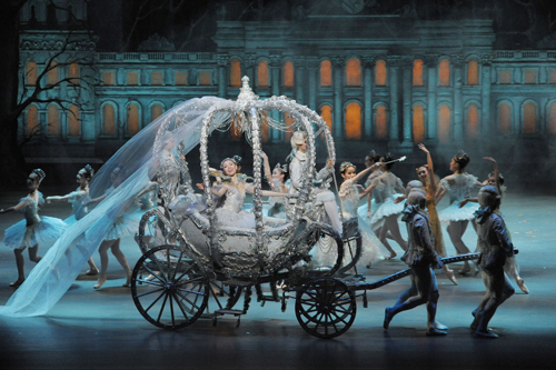 Cinderella | New National Theatre, Tokyo